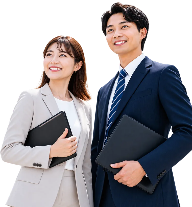 笑顔で並ぶ男女のビジネスパーソン